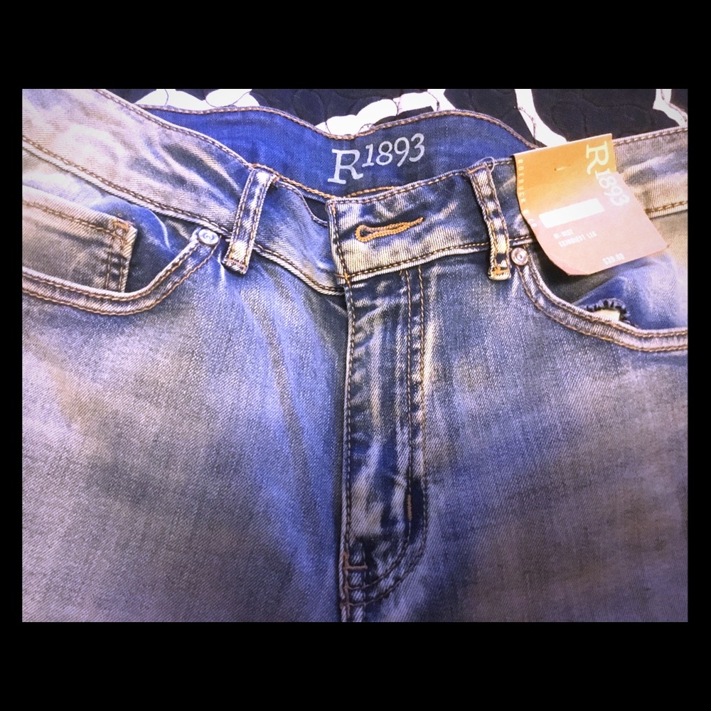 Women’s Hi Rise Jegging Jeans